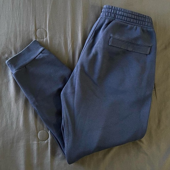 Nike joggers - Picture 2 of 6